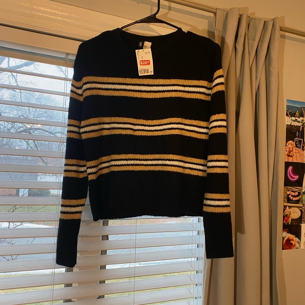 H&M sweater-womens